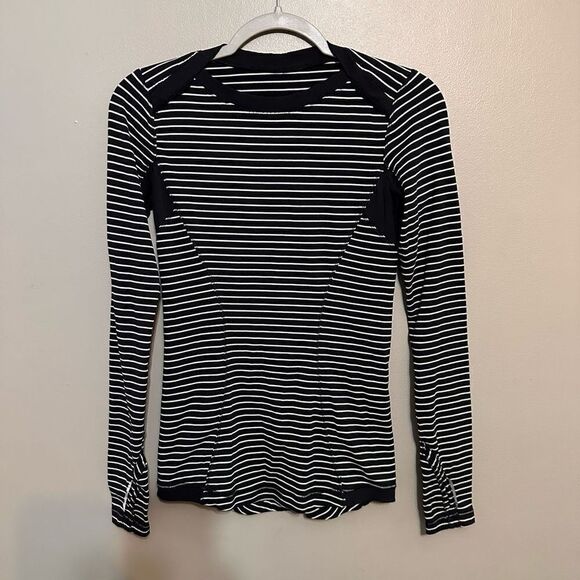 Lululemon Base Runner Long Sleeve T-Shirt Activewear Striped Black White Small - Picture 2 of 8
